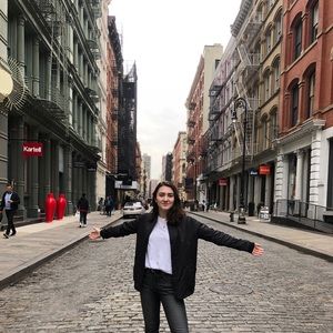 Meet your Posher, Anastasia